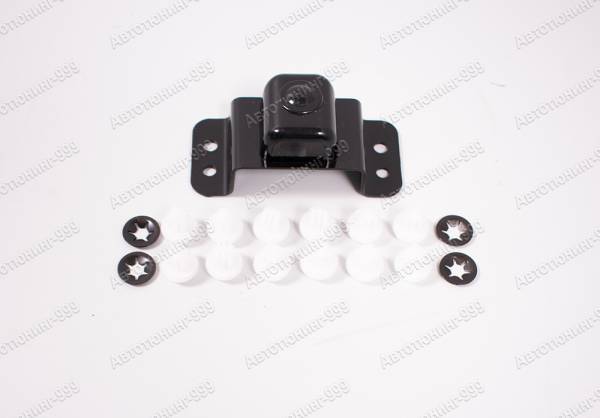 ���������� Toyota Land Cruiser 200 (����� Navigator)